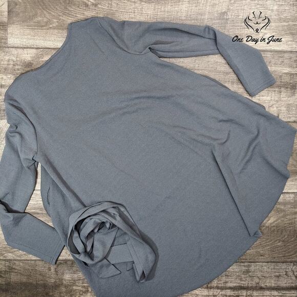 Romwe High Low Long Sleeve Blouse Size XS - Picture 4 of 4